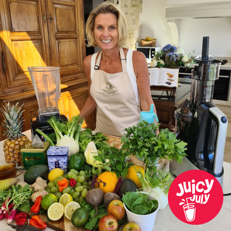 Get social and share your juice and smoothie pics. Tag them #juicyjuly #naturaly.ross #maisondelunel